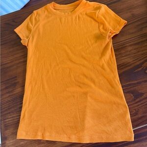 Women’s orange short sleeve